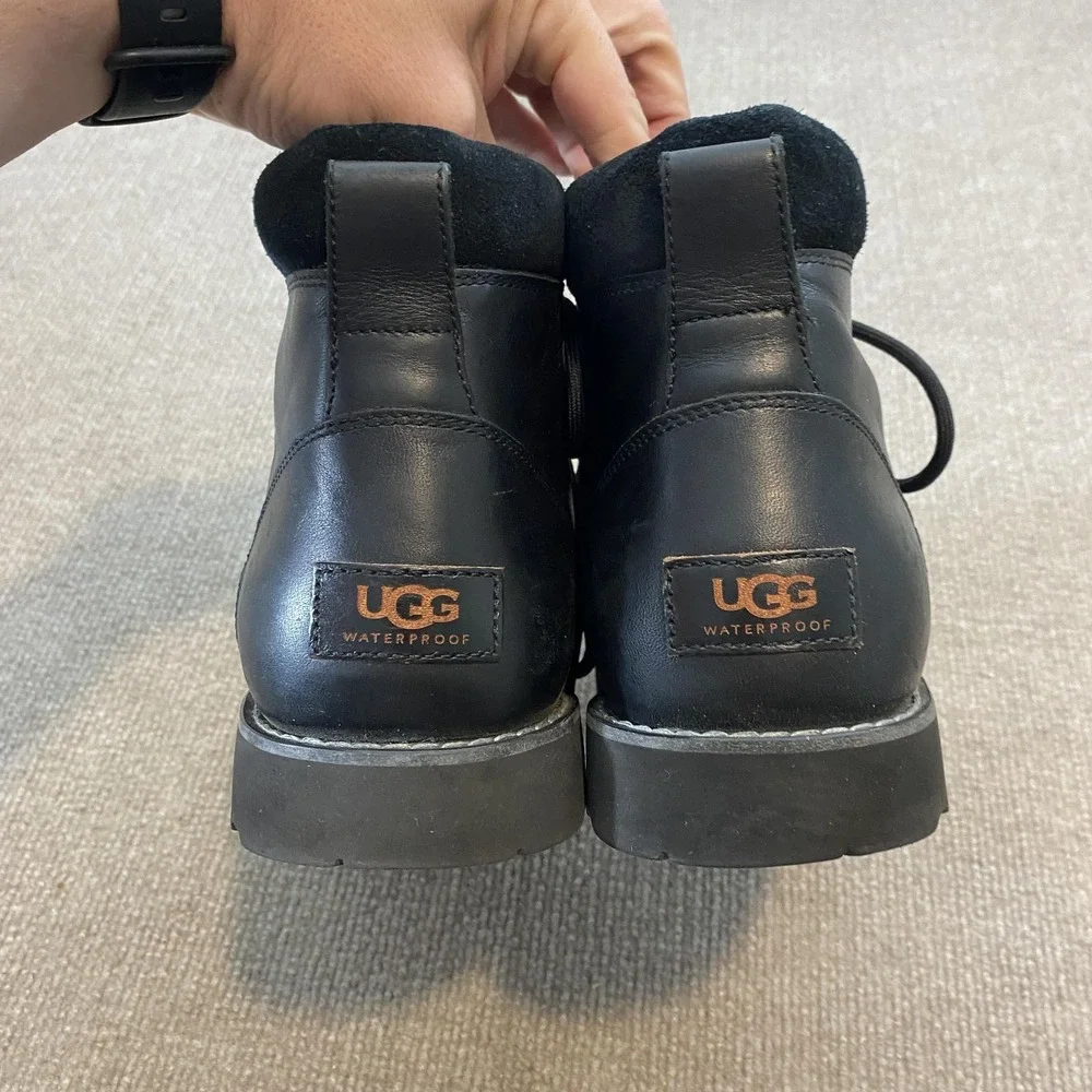 UGG Boots Mens Size 9 Black Leather Waterproof Lined Ankle Snow Winter 1008146